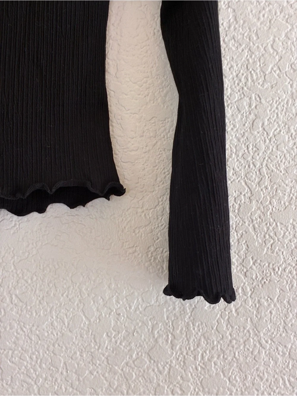 Old Navy | NWT Black rib knit flare sleeves cotton long sleeve tee size 10/12